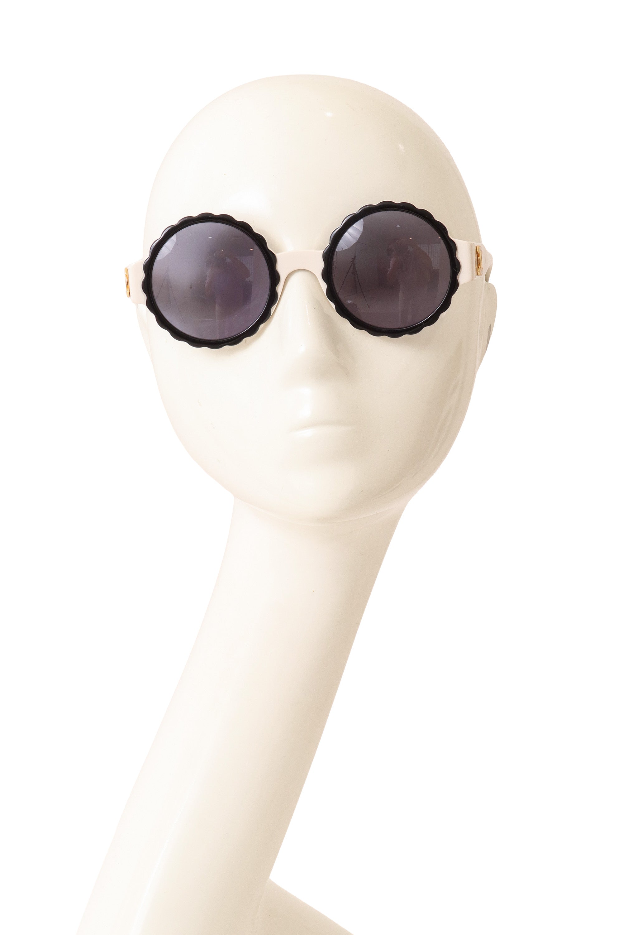 Bella Women's Sunglasses | Vintage Round Frame, Grey Tinted Lenses - 4