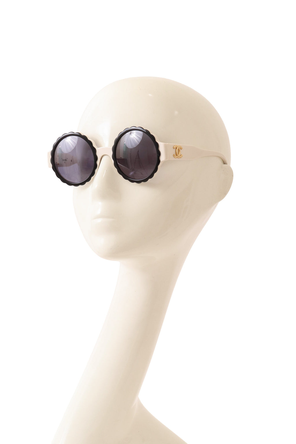 Bella Women's Sunglasses | Vintage Round Frame, Grey Tinted Lenses - 5