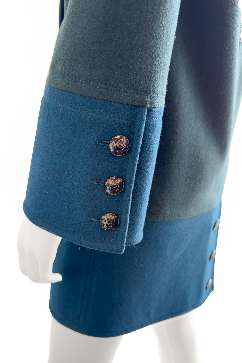 Daisy Women's Peacoat | Two-Tone Wool, Chic Design for Winter - 6